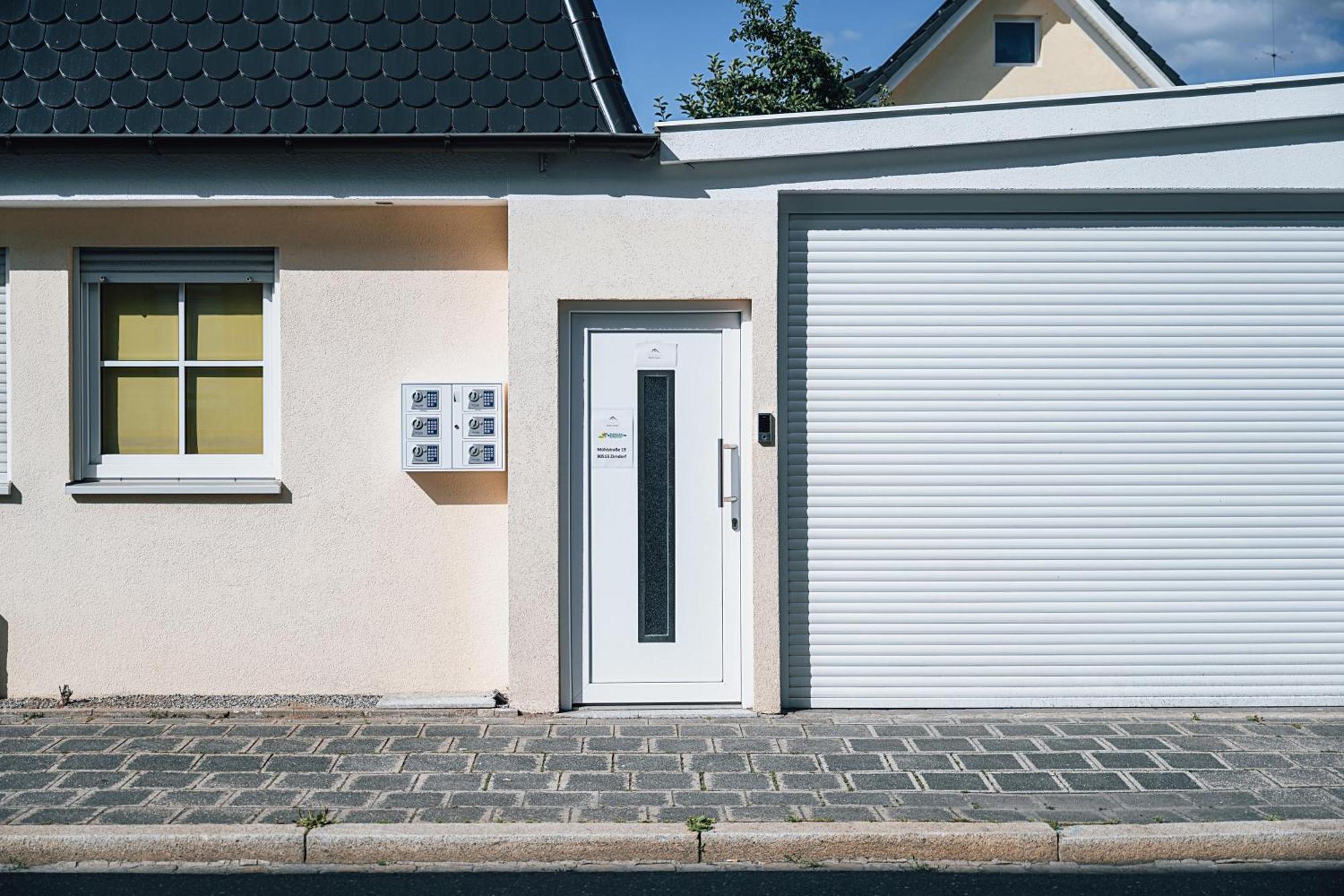 Ferienwohnung Schleicher Mit Klimaanlage Цирндорф Екстер'єр фото