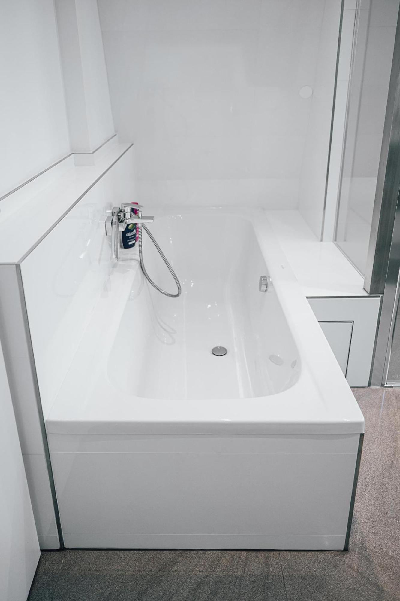 Ferienwohnung Schleicher Mit Klimaanlage Цирндорф Екстер'єр фото